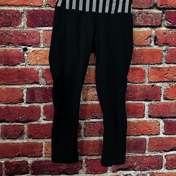 lululemon leggings size 2 - Picture 2 of 9